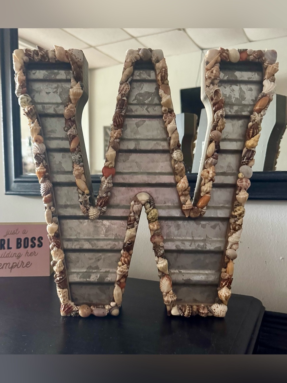 Hobby Lobby “W” Seashell Home Decor Label Accent